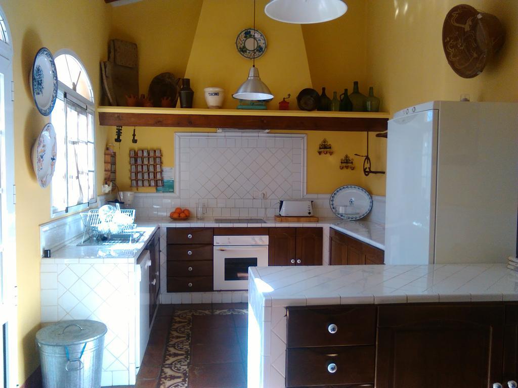 Casa Rural Valdevilano La Roca de la Sierra Bagian luar foto