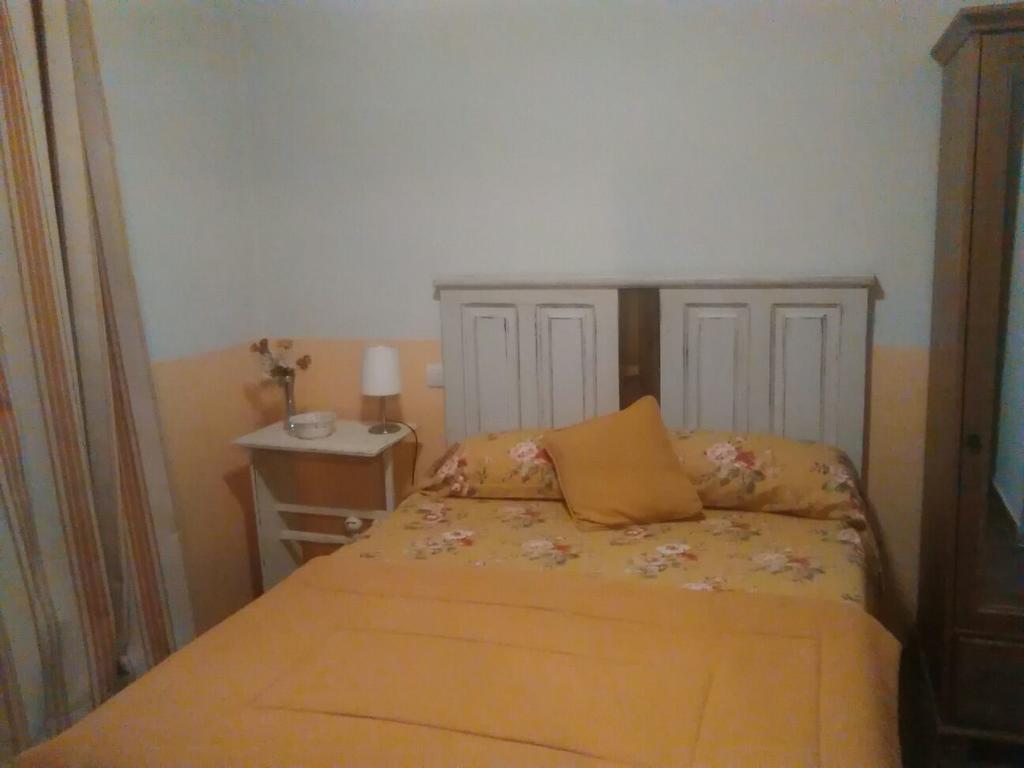Casa Rural Valdevilano La Roca de la Sierra Bagian luar foto